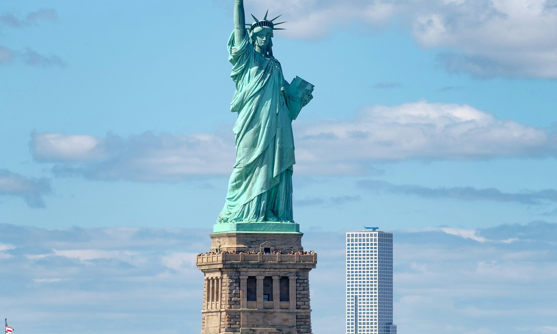 guided tour statue of liberty